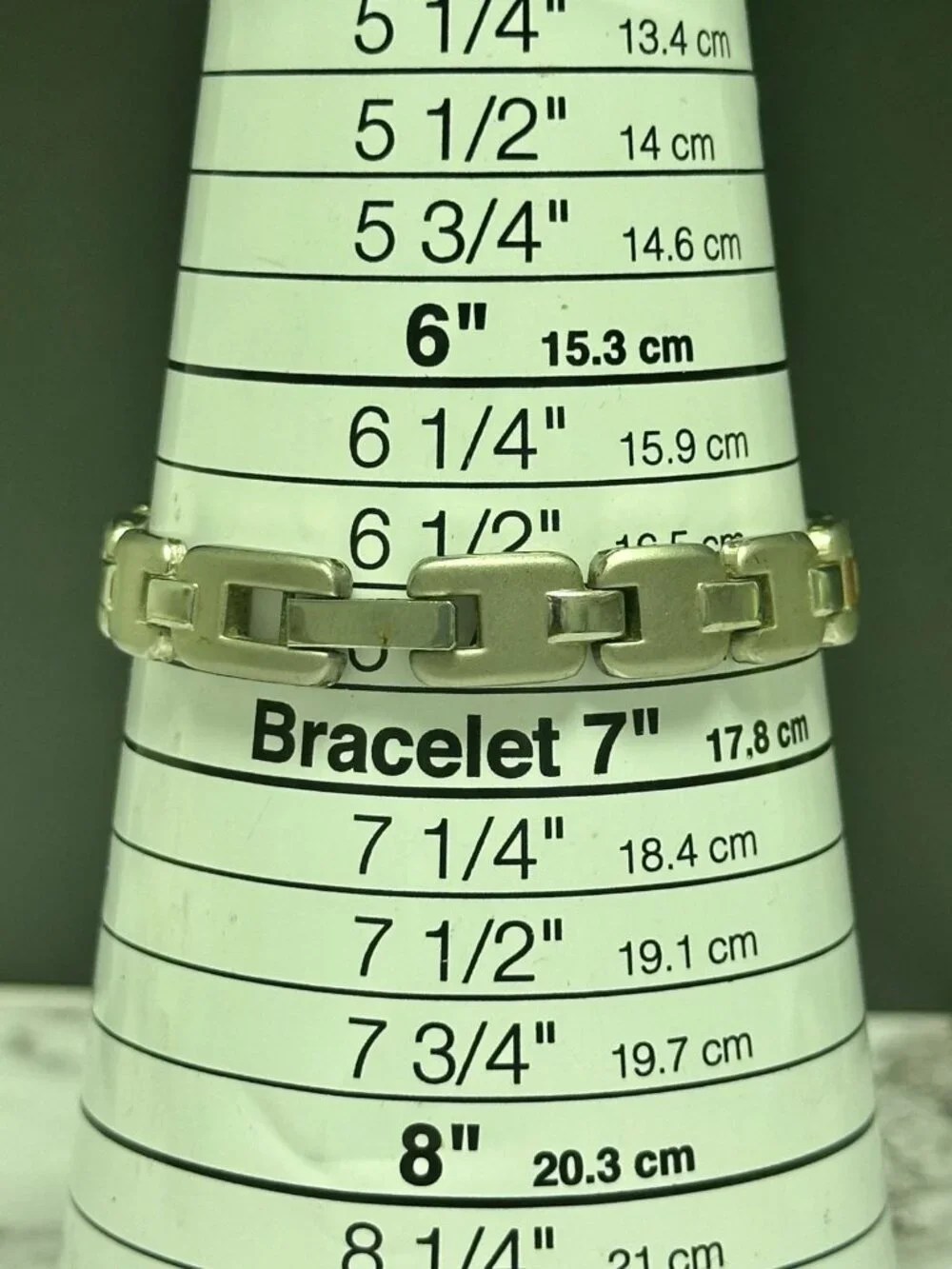 Carriage Watch Women Silver Tone Brown Dial Round 21MM New Battery 7 Inch